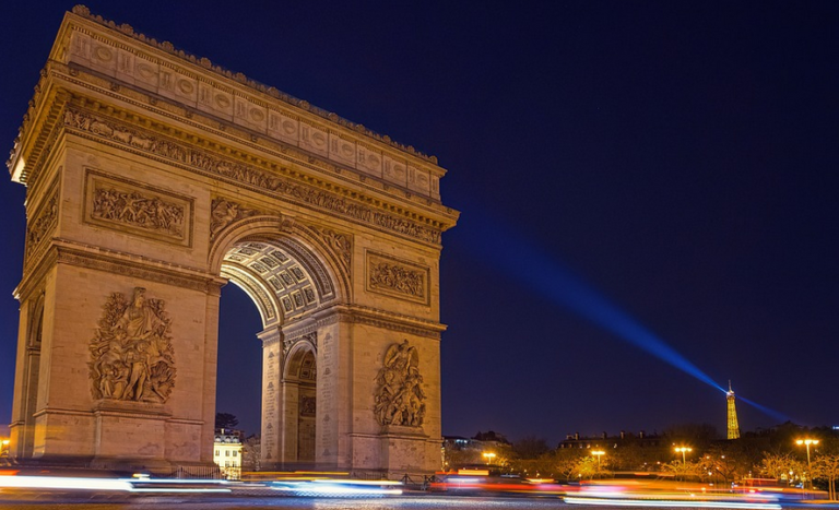 Arc de Triomphe