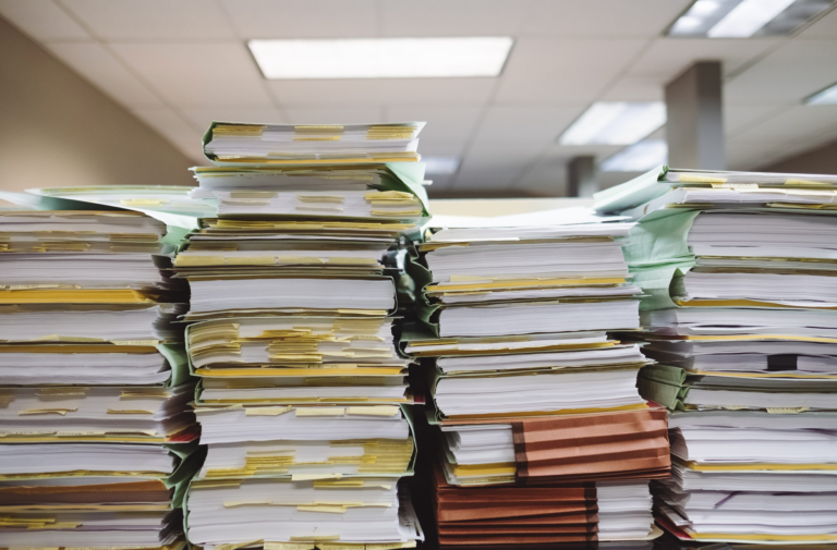 administratif pile de papier
